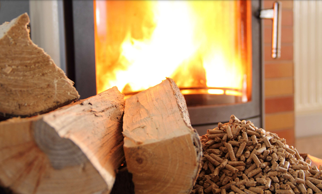 stufa a pellet o legna